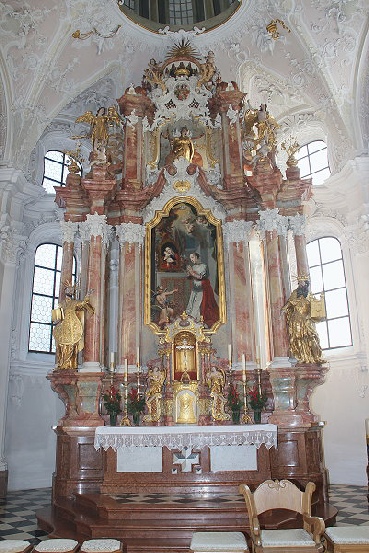 Hochaltar der Notburgakirche in Eben